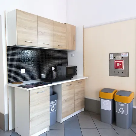 Krasnal Market Square Hostal *