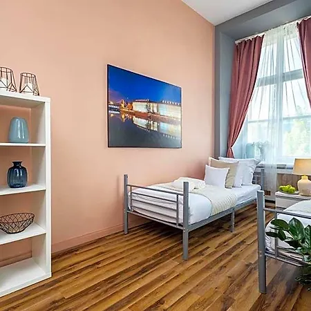 Krasnal Market Square Hostel