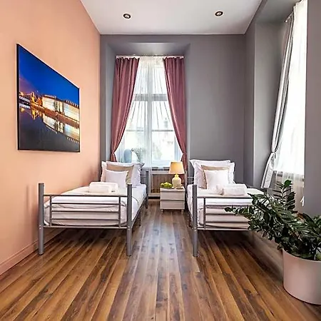 Хостел Krasnal Market Square Вроцлав