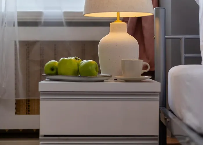 Хостел Krasnal Market Square *