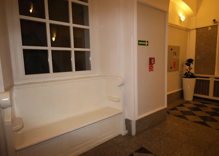 Krasnal Market Square Hostel